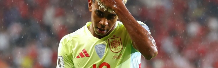 开云网站-战平埃及，德拉富恩特对阵容进行10处调整仅亚马尔连续首发