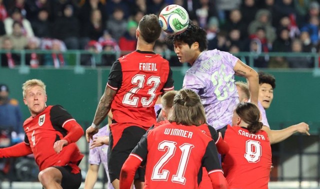 开云登录网址入口-韩足晚报（26.4.1）——虽败犹荣，洪明甫三中卫体系展露真正实力|奥地利|韩国|科特迪瓦|恩斯特·哈佩尔|中锋_新浪体育_新浪新闻