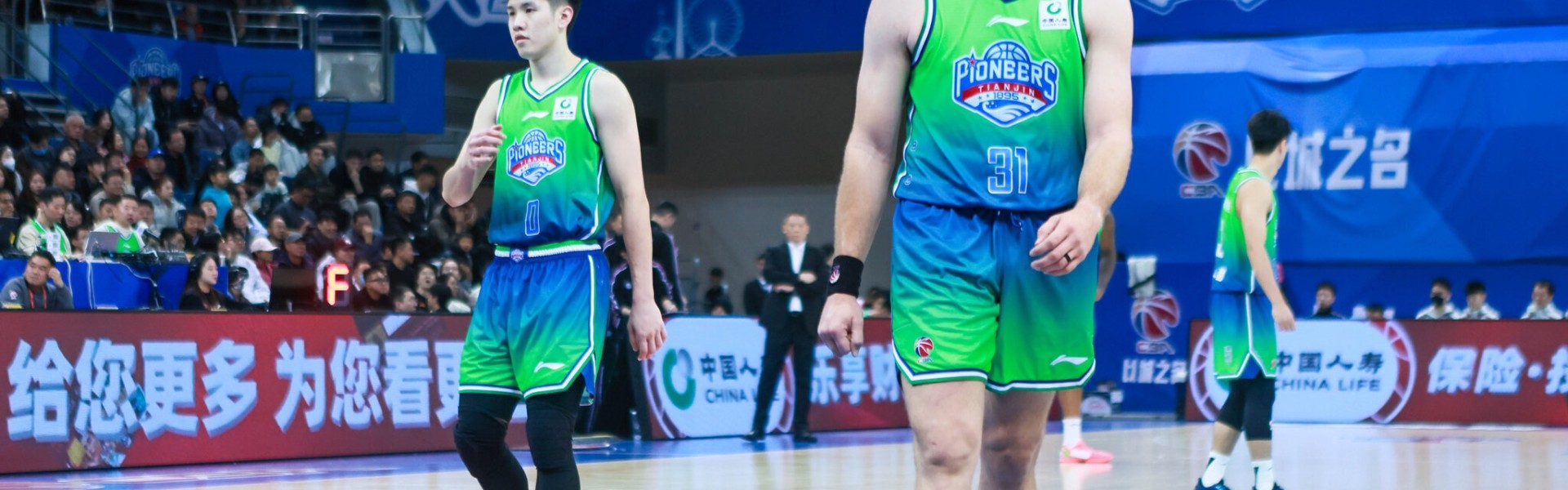 开云网站-一点状态没得呀！大卫·詹姆斯半场4中0一分未得 正负值-12