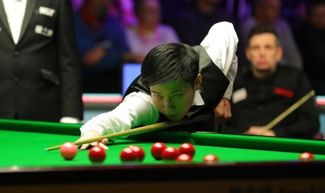 开云线上入口-英锦赛“独苗”赵心童挺进八强 奥沙利文逆转晋级